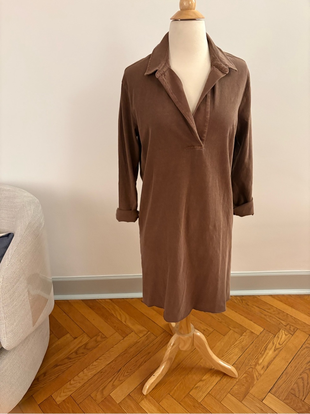 James Perse NWT RETAIL $325 Brown Collared V-Neck knee length Dress